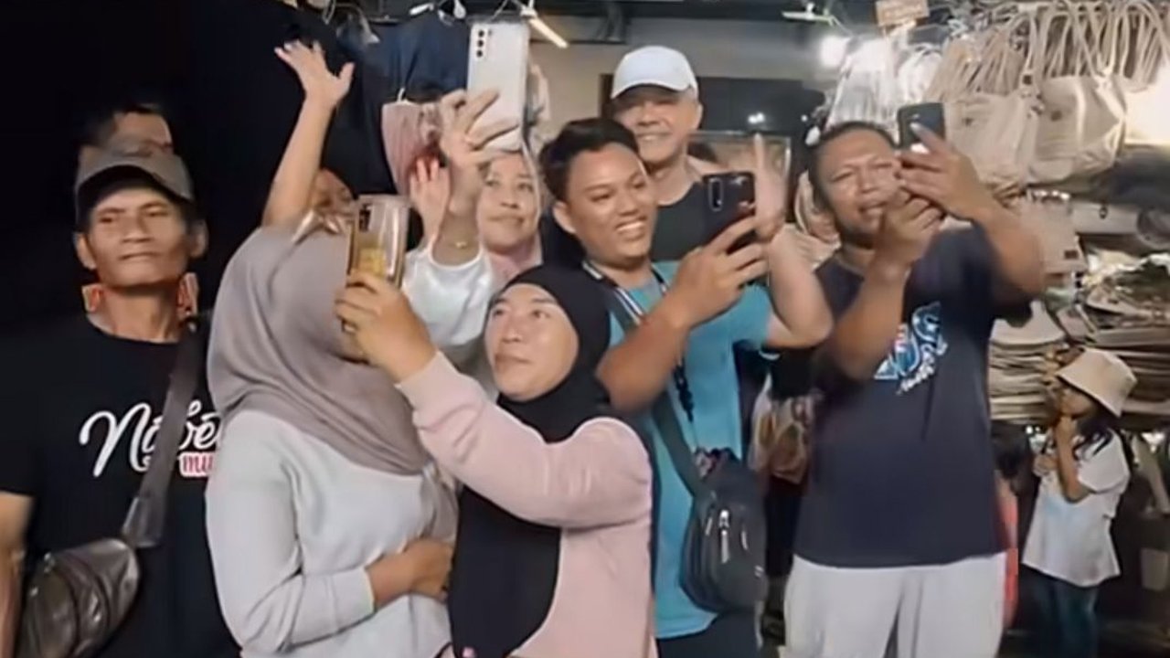 Momen Ganjar Pranowo Kenang Latihan Mapala di Jembatan Babarsari Yogyakarta