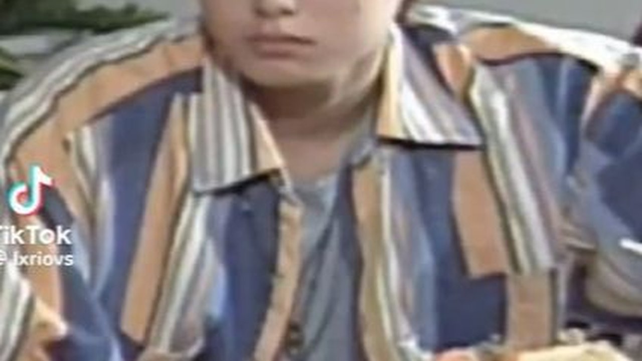 Pesona Roger Danuarta Suami Cut Meyriska Saat Masih Muda, Gen Z Jatuh Cinta Dibuatnya