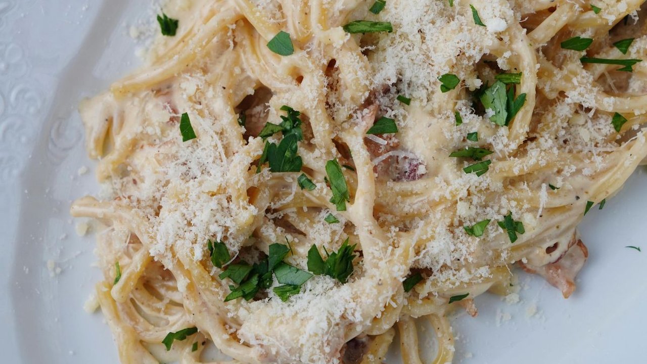 Viral di TikTok, Ini Dia Resep Mie Gacoan Carbonara yang Menggugah Selera!