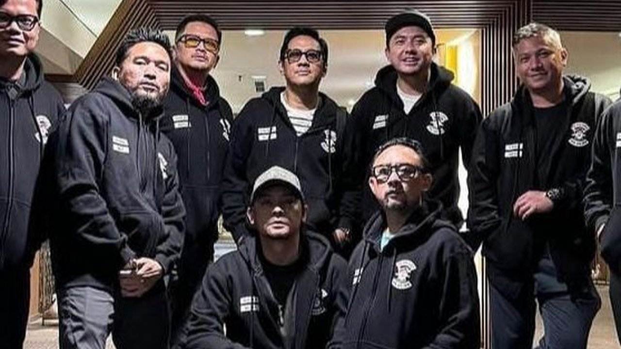 Potret The Prediksi Terbang ke Melbourne, Komentar Desta Jadi Sorotan