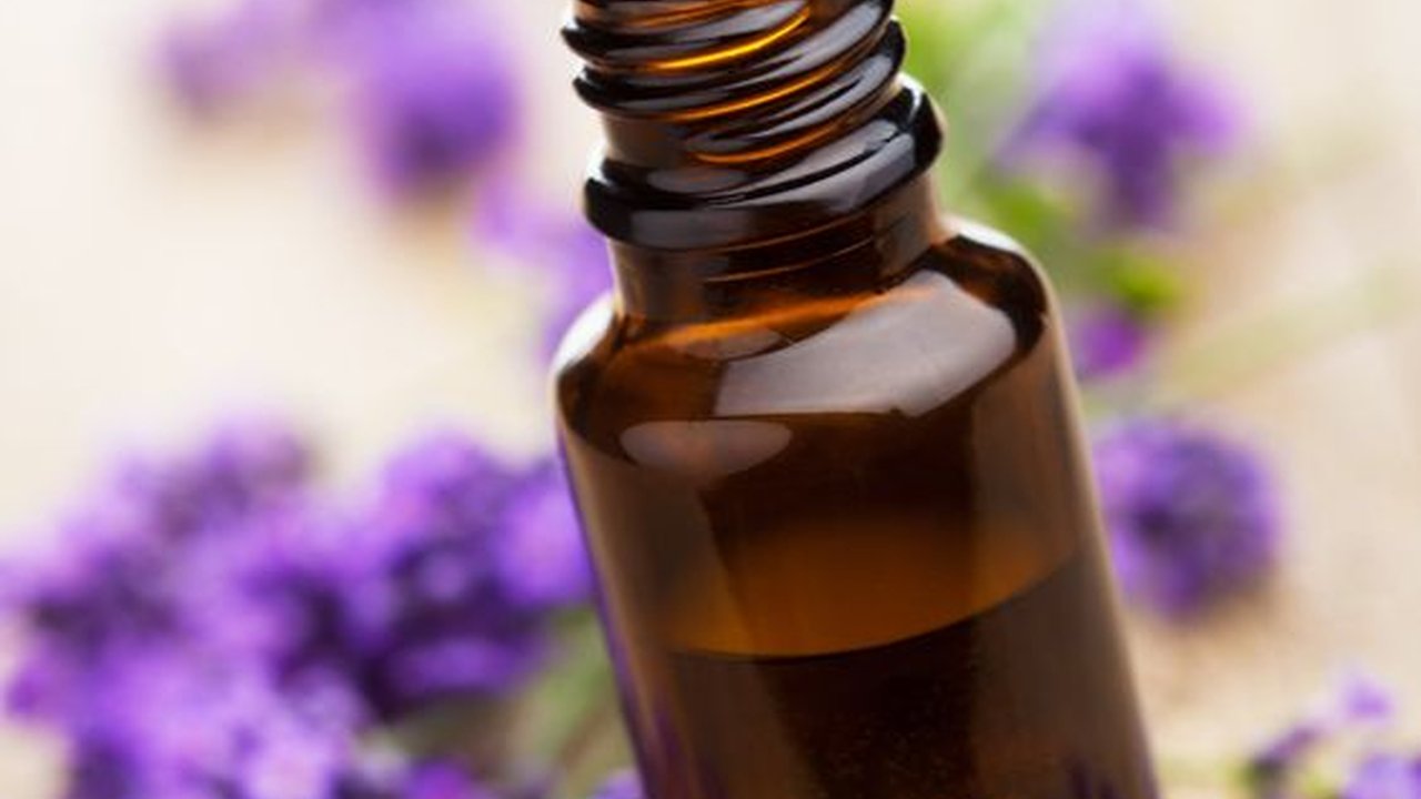 4 Khasiat Lavender Oil yang Jarang Diketahui Banyak Orang, Salah Satunya Bisa Meredakan Insomnia