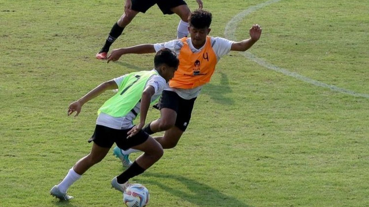 FOTO: Melihat Aksi Timnas Muda Jalani Seleksi Ketiga Pemusatan Latihan untuk Piala AFF U-16 di GBK