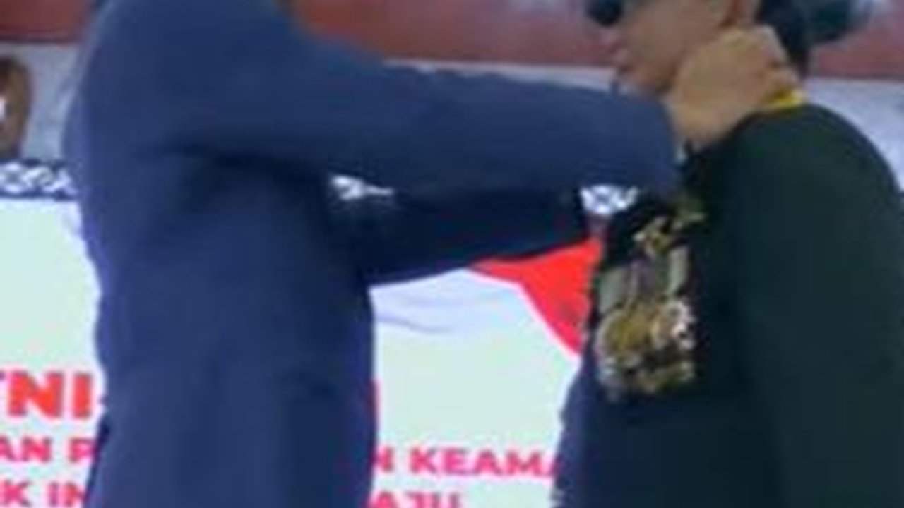 Usia 72 Tahun jadi Jenderal Bintang 4, Potret Prabowo di Barisan Jenderal Muda TNI Polri Tak Kalah Gagah