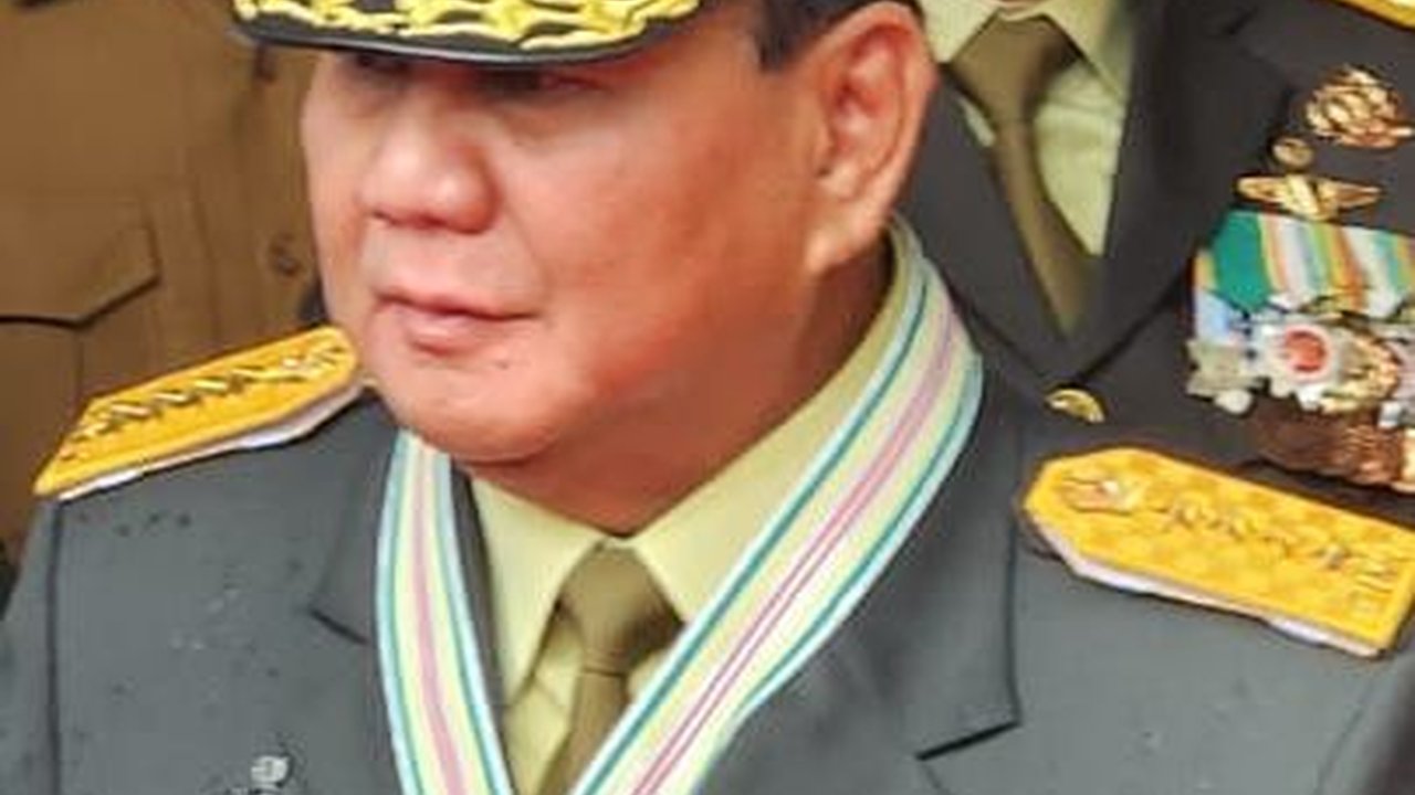 Jokowi Beri Pangkat Jenderal TNI Kehormatan, Prabowo: Kayaknya Berat Yah