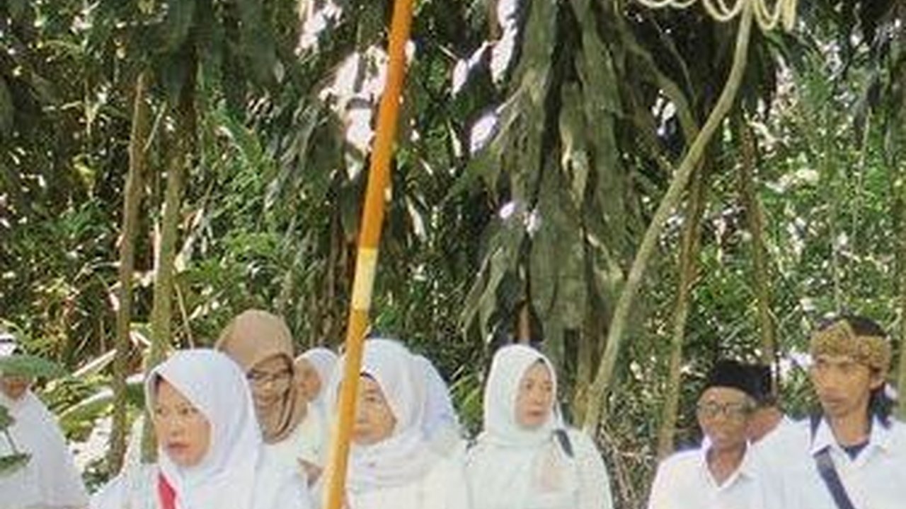 Mengenal Tradisi Nyepuh Khas Warga Ciamis, Sambut Ramadan dengan Hias Kampung hingga Makan Nasi Kuning