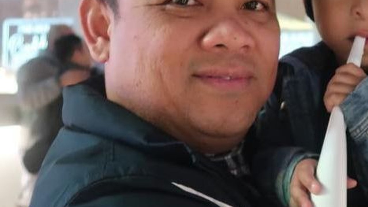 Momen Haji Isam Orang Terkaya di Kalsel Ulang Tahun, Hadiahnya Bukan Barang Mewah tapi Jajanan Kaki Lima