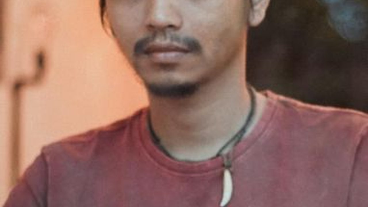 40 Kata-kata Fiersa Besari tentang Mendaki Gunung dan Cinta, Puitis Penuh Inspirasi