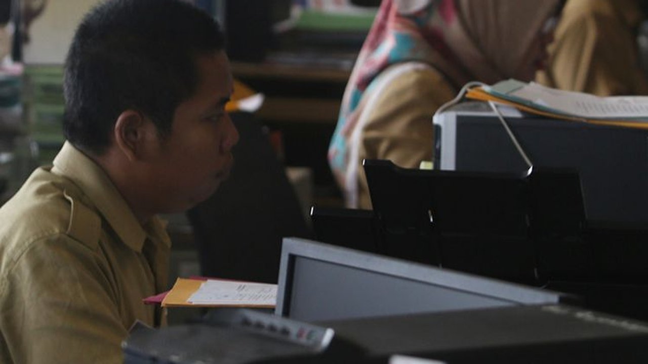 Jangan Lupa Cek Rekening, Rapelan Kenaikan Gaji PNS Cair Mulai Besok