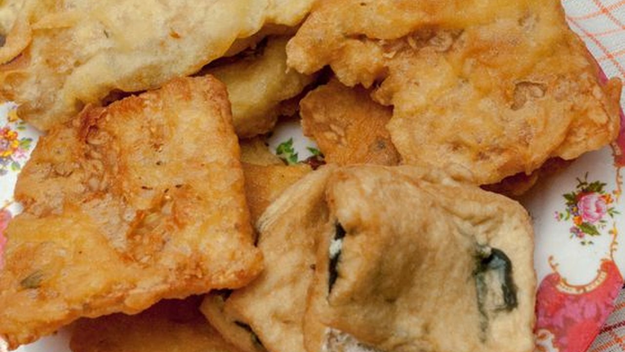 Gurihnya Menjes Goreng, Makanan Berbahan Dasar Kedelai di Jawa Timur