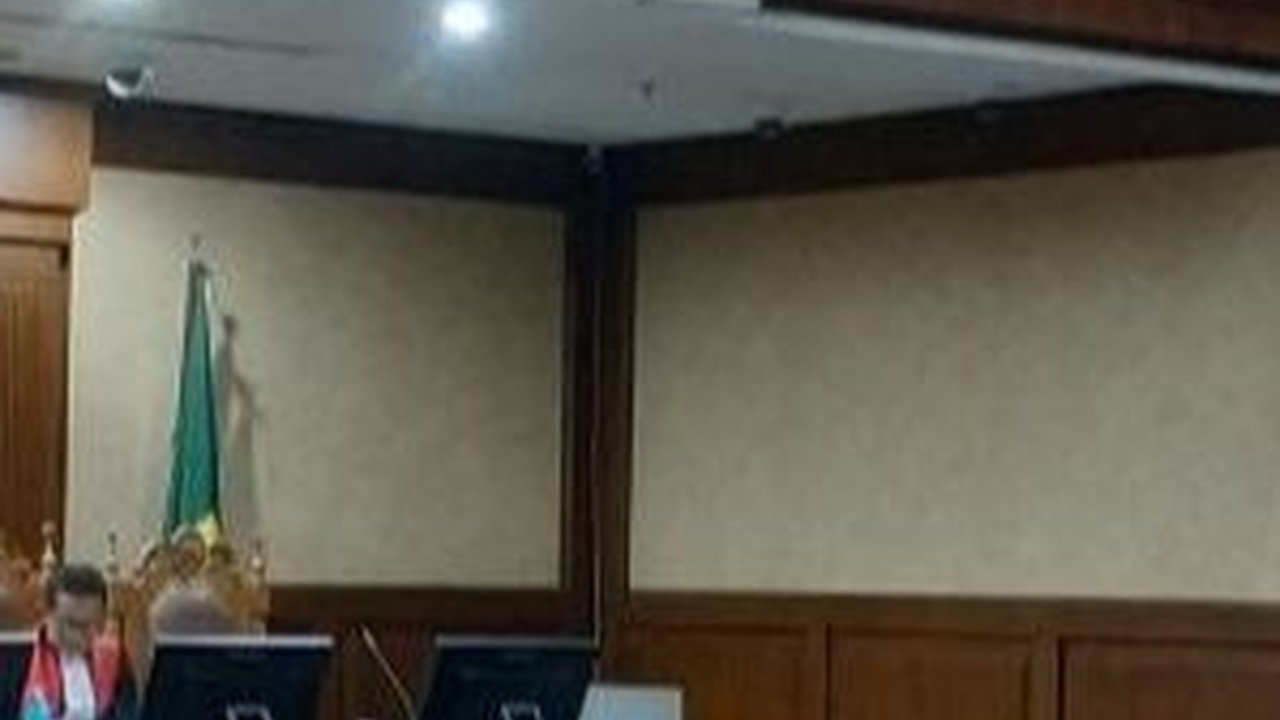 Sidang Dugaan Suap Pejabat MA, Kuasa Hukum Minta Hakim Bebaskan Dadan dari Tuntutan Karena Transaksi Sah