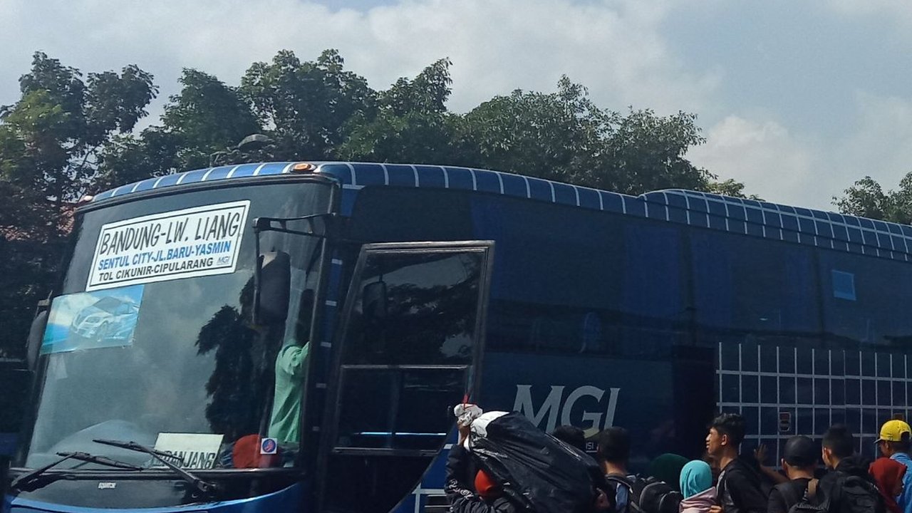 Selamat Tinggal Kesan Seram dan Kumuh, Terminal Leuwi Panjang Kini Megah hingga Bikin Jokowi Terpukau