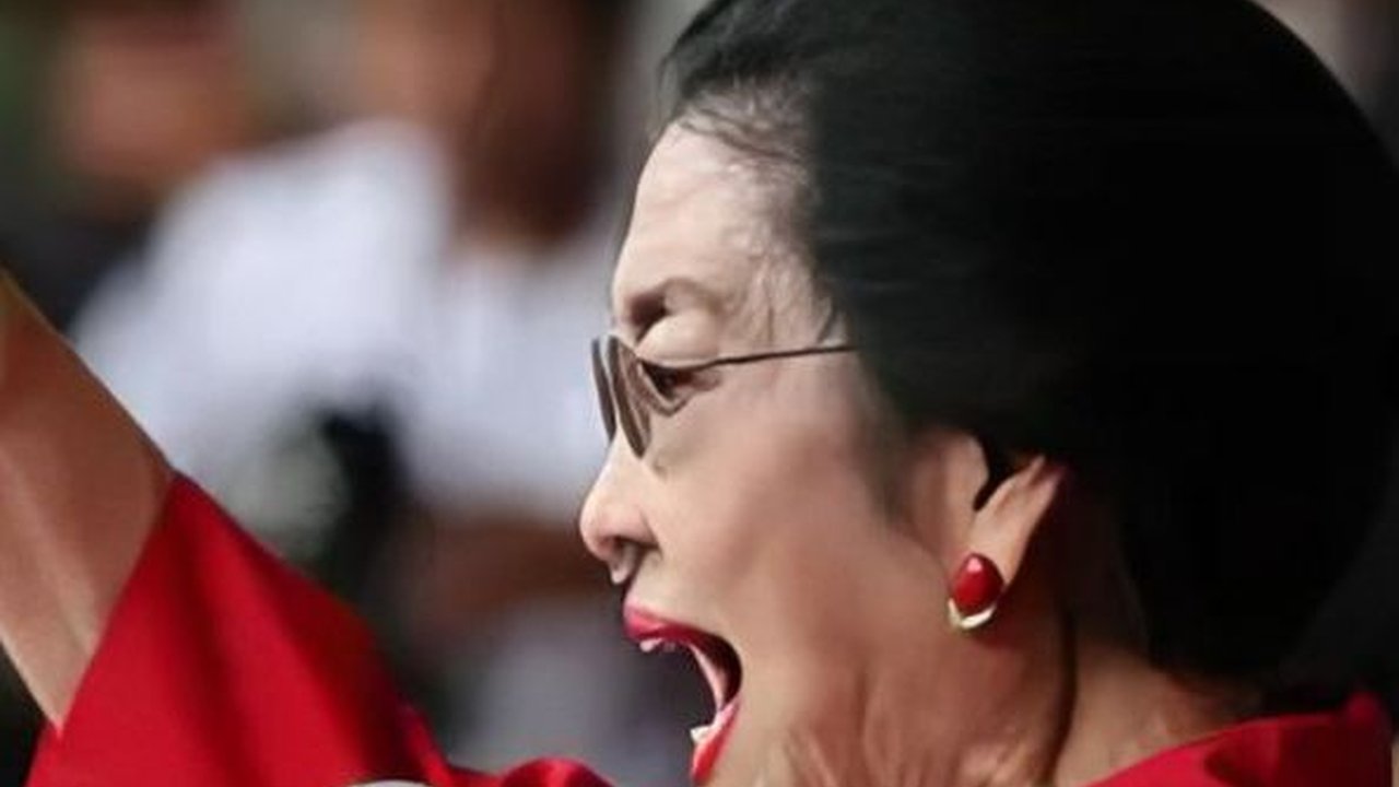 VIDEO: Pidato Penuh Emosi Megawati: Hei Polisi, Hei Tentara Jangan Intimidasi Rakyatku!