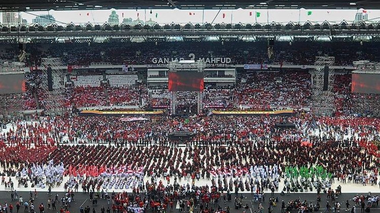 VIDEO: Orasi Menggelegar Vicky 'Sang Gladiator' di Kampanye Ganjar, Satu Stadion Bergemuruh