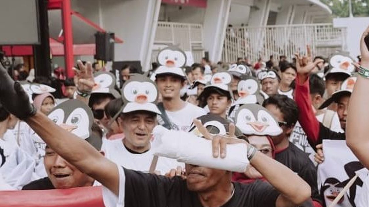 Aksi Bersih-Bersih Relawan Ganjar dan Pasukin, Simbol Kepedulian Jaga Bumi