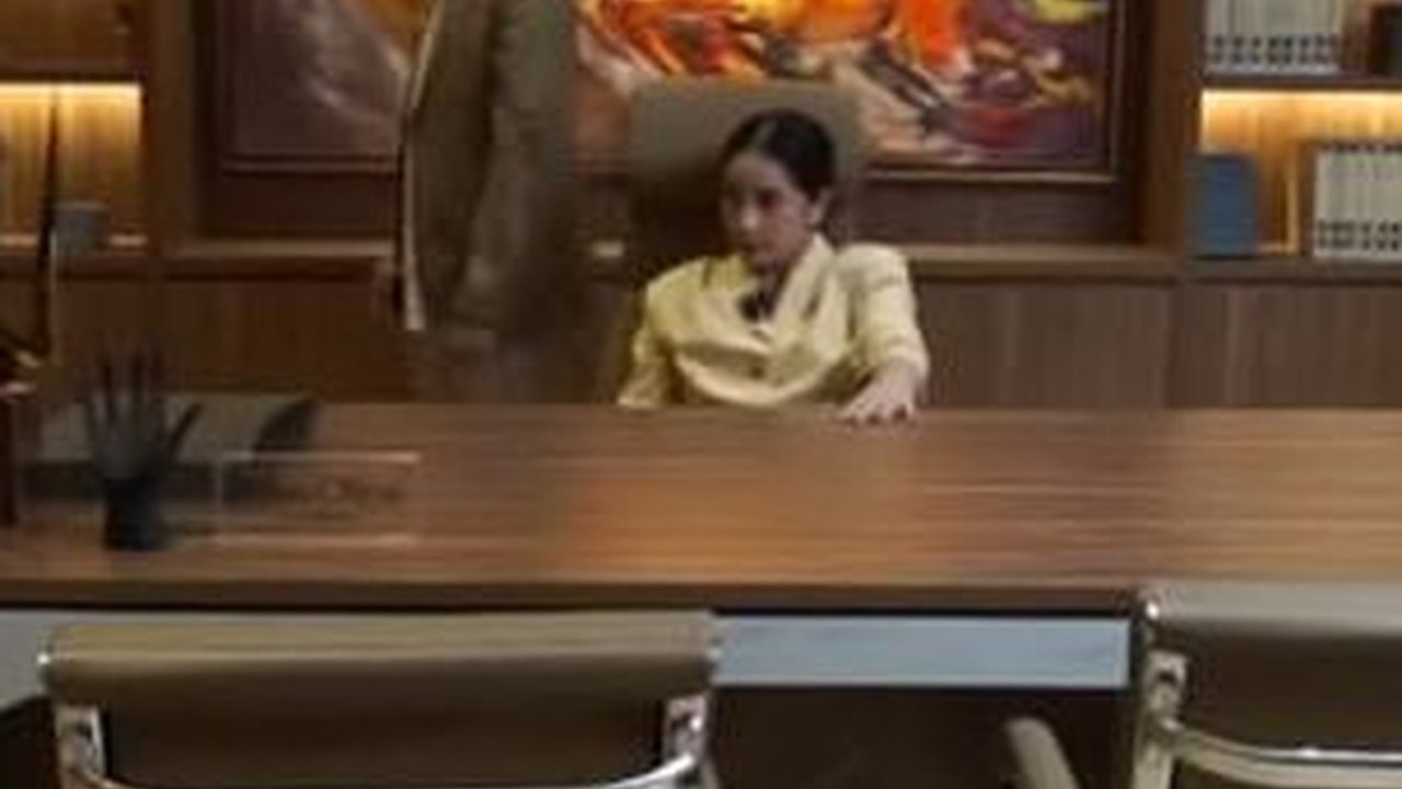 Mewah! Potret Ruang Bos di Kantor Baru Raffi Ahmad, Dilengkapi Ranjang Bak di Hotel Bintang 5