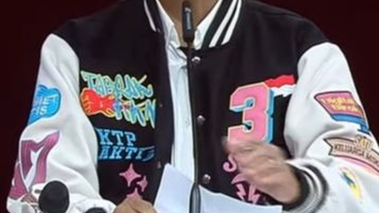 VIDEO: Tajam Ganjar Kritik Pemerintah Masa Takut Sama Pentasnya Butet!