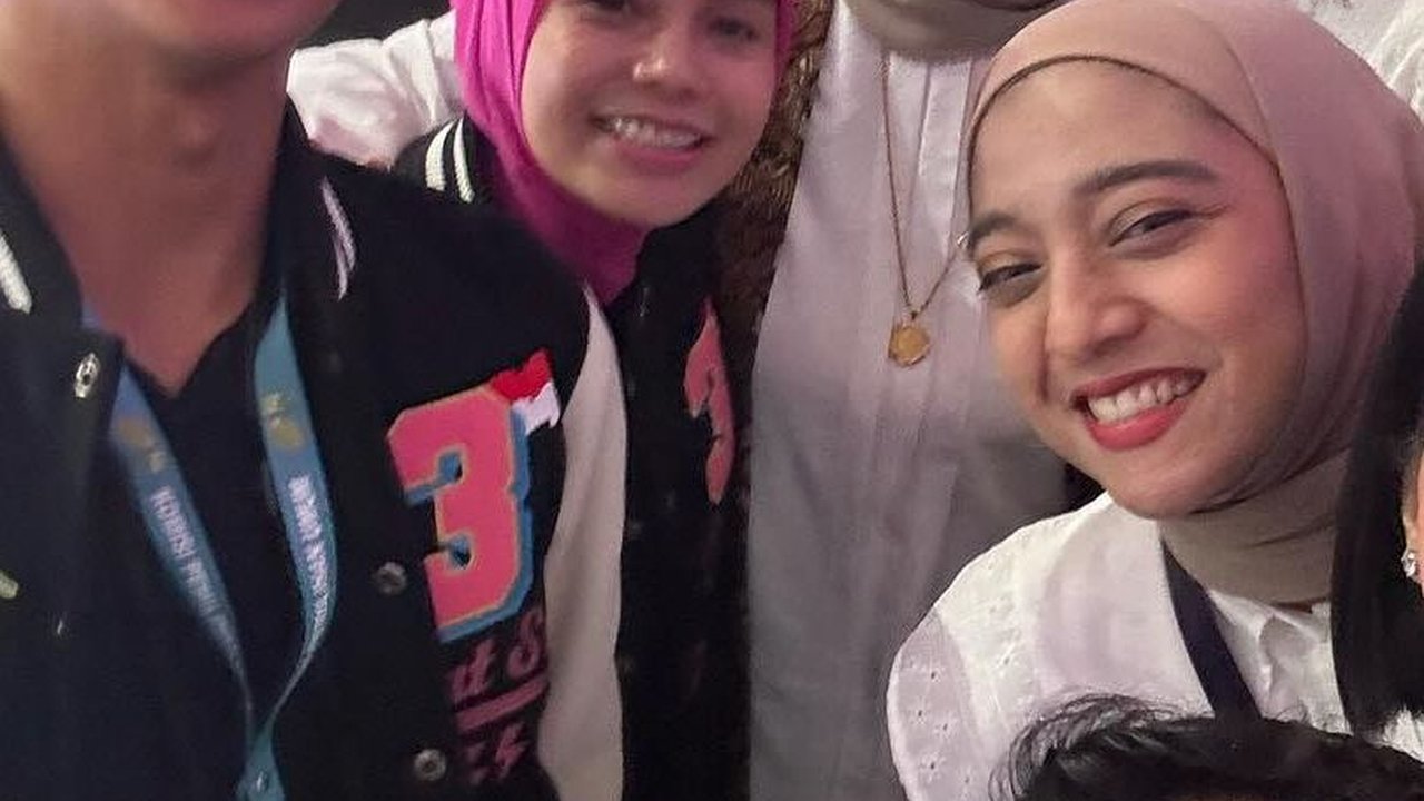 Foto Bareng Para Pendukung Tiga Capres, Raffi Ahmad '1 2 3 Sayang Semuanya'