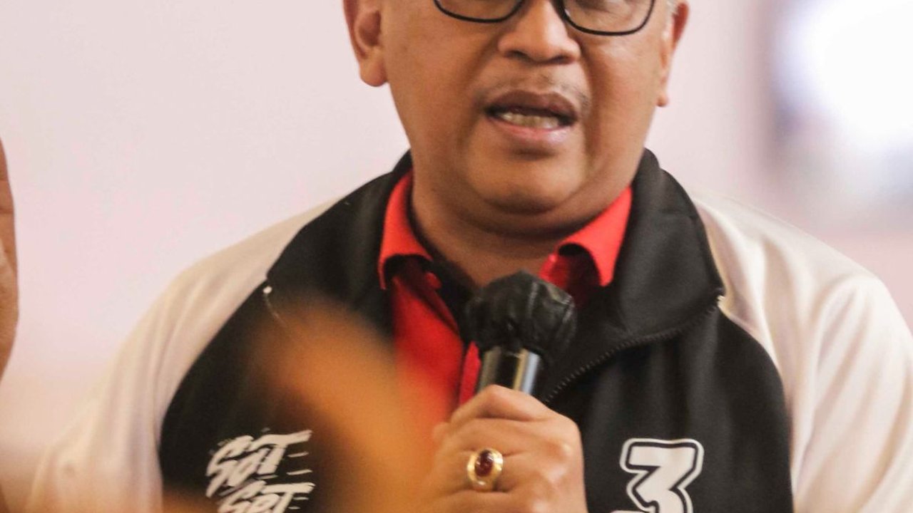 VIDEO: Hasto 'Kepleset' Puji Prabowo Pemenang Jelang Debat Capres Terakhir