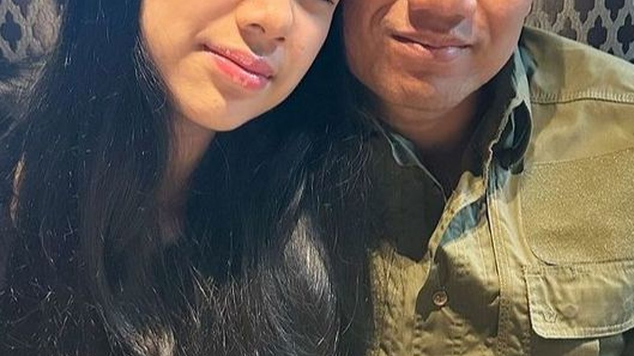 Potret Cantik Menawan Almira Putri Annisa Pohan & AHY Ikuti Model United Nations (MUN) di Malaysia