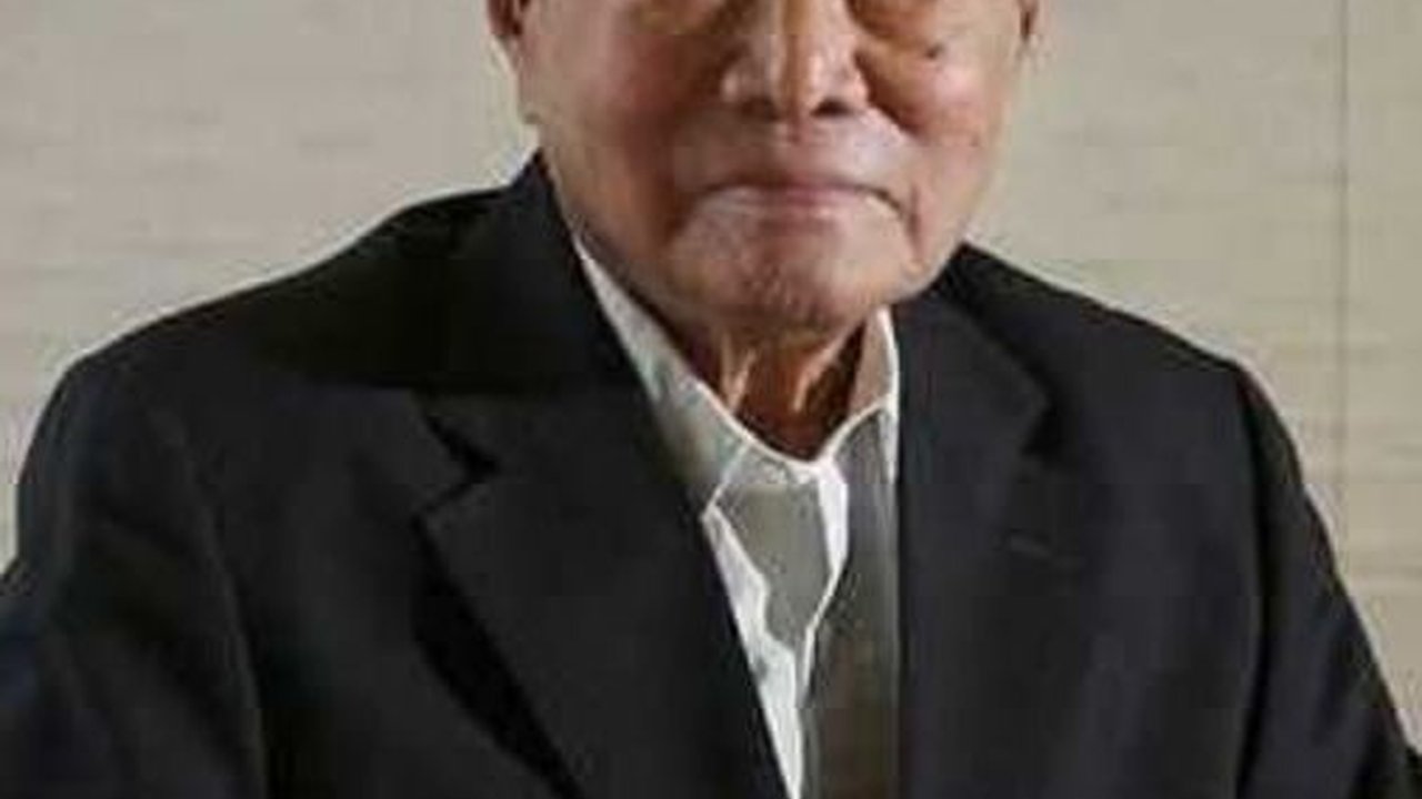 Kisah Mengharukan Robert Kouk, Dulunya Office Boy Kini Jadi Konglomerat Paling Kaya di Malaysia