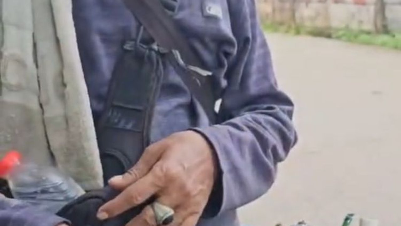 Kisah Kakek Jagat Penjual Mainan Keliling yang Sering Pulang dengan Tangan Kosong, Bikin Haru