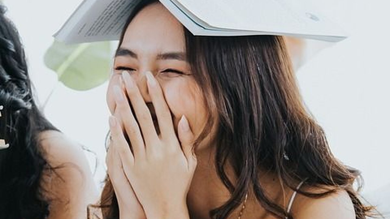 20 Pantun Semangat Kerja Lucu, Bangkitkan Semangat