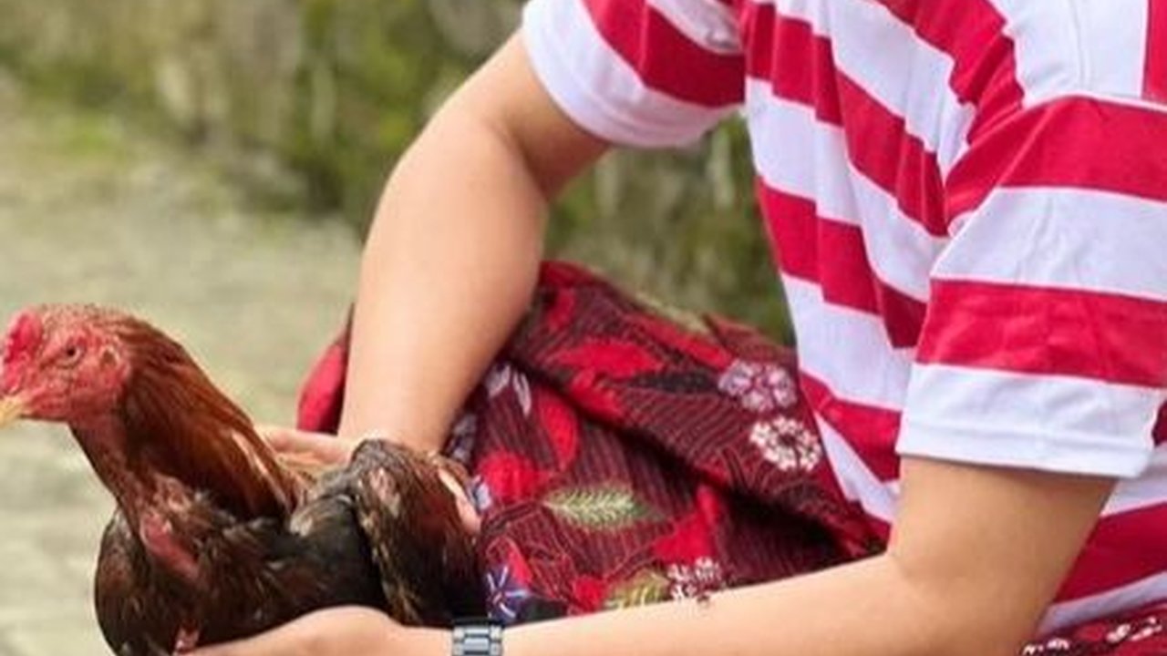 Bakat Nyanyi Sudah Nampak Sejak Kecil, Berikut  Ini 9 Potret Transformasi Irwan DA Sang 'Pangeran Sumenep'