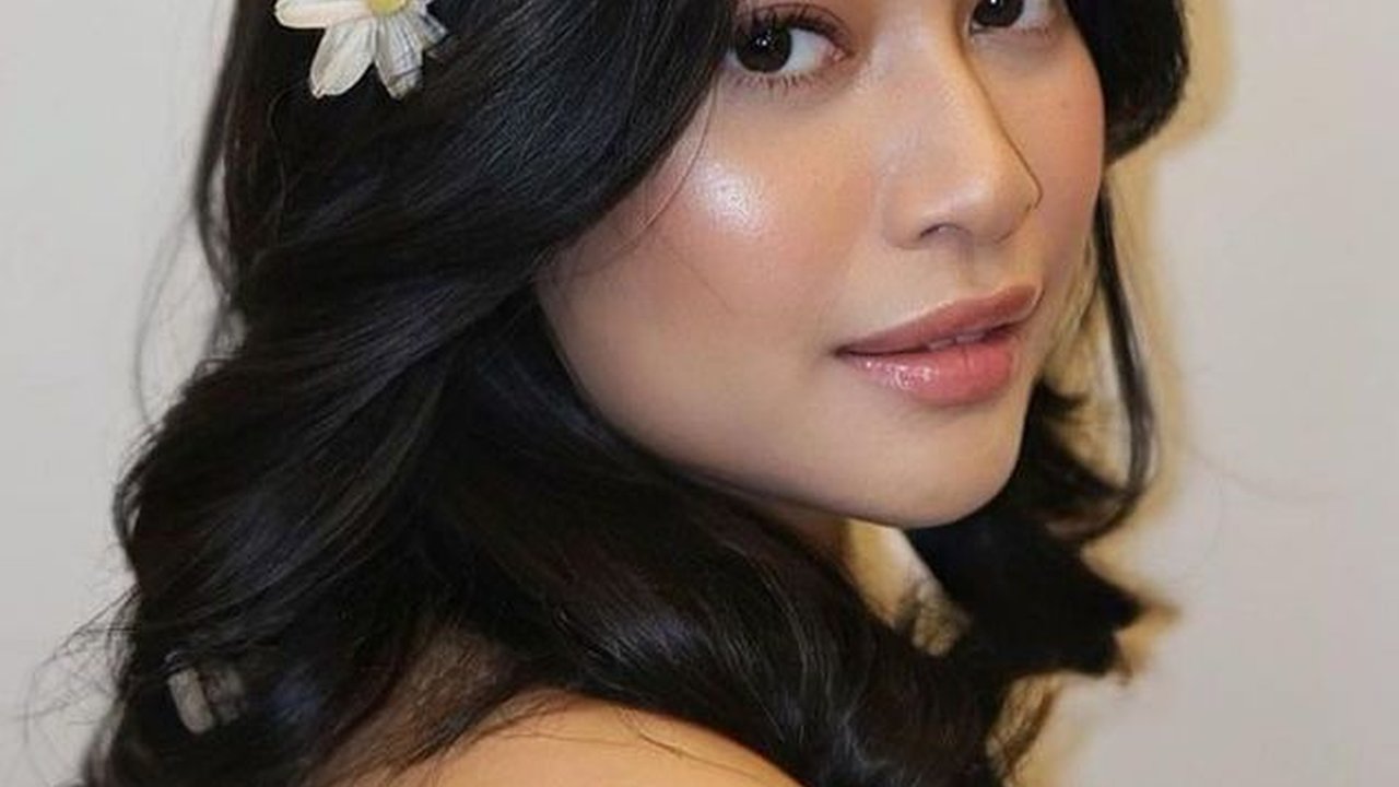 8 Foto Hanggini Dipuji Cantik Oleh Netizen Gara-Gara Maskeran