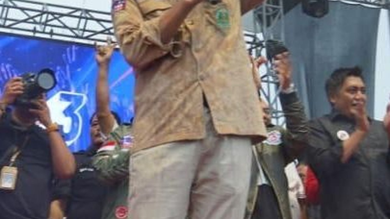 Hadiri Pesta Rakyat di Magelang, Ganjar Pranowo Serukan Perdamaian