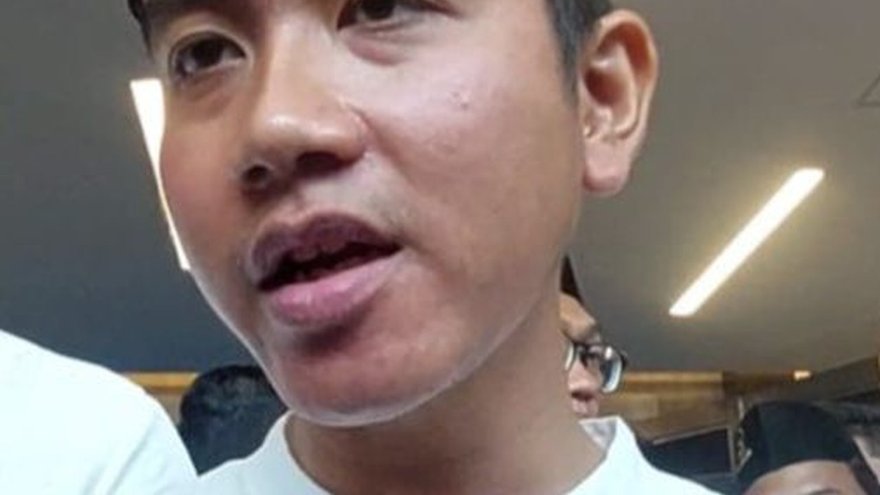 Dinilai Ahok Tidak Bisa Kerja, Gibran: Enggak Apa-Apa Kritikan dari Mentor Kami