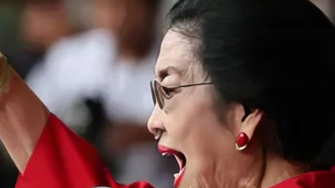 Digandeng Pramono Anung, Megawati Dampingi Ganjar-Mahfud Hajatan Rakyat di Banyuwangi