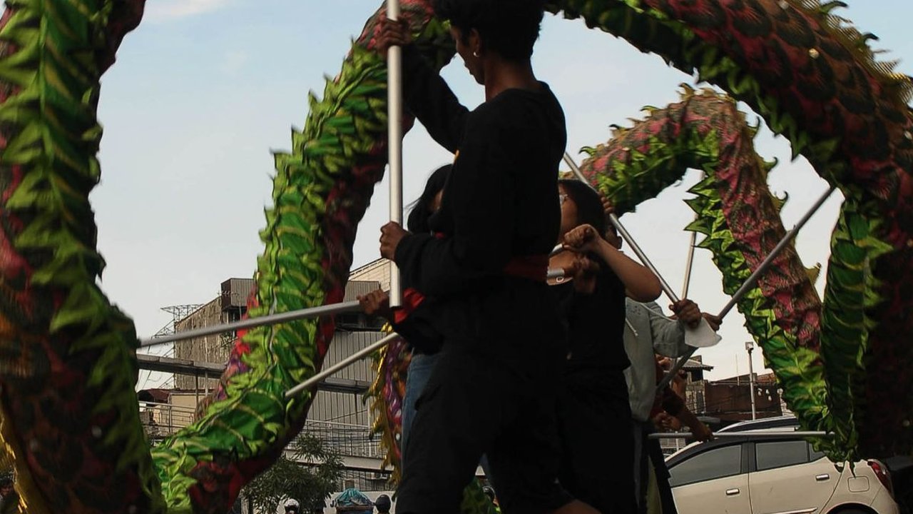 FOTO: Mengintip Latihan Barongsai dan Liong Naga di Jatinegara Jelang Imlek