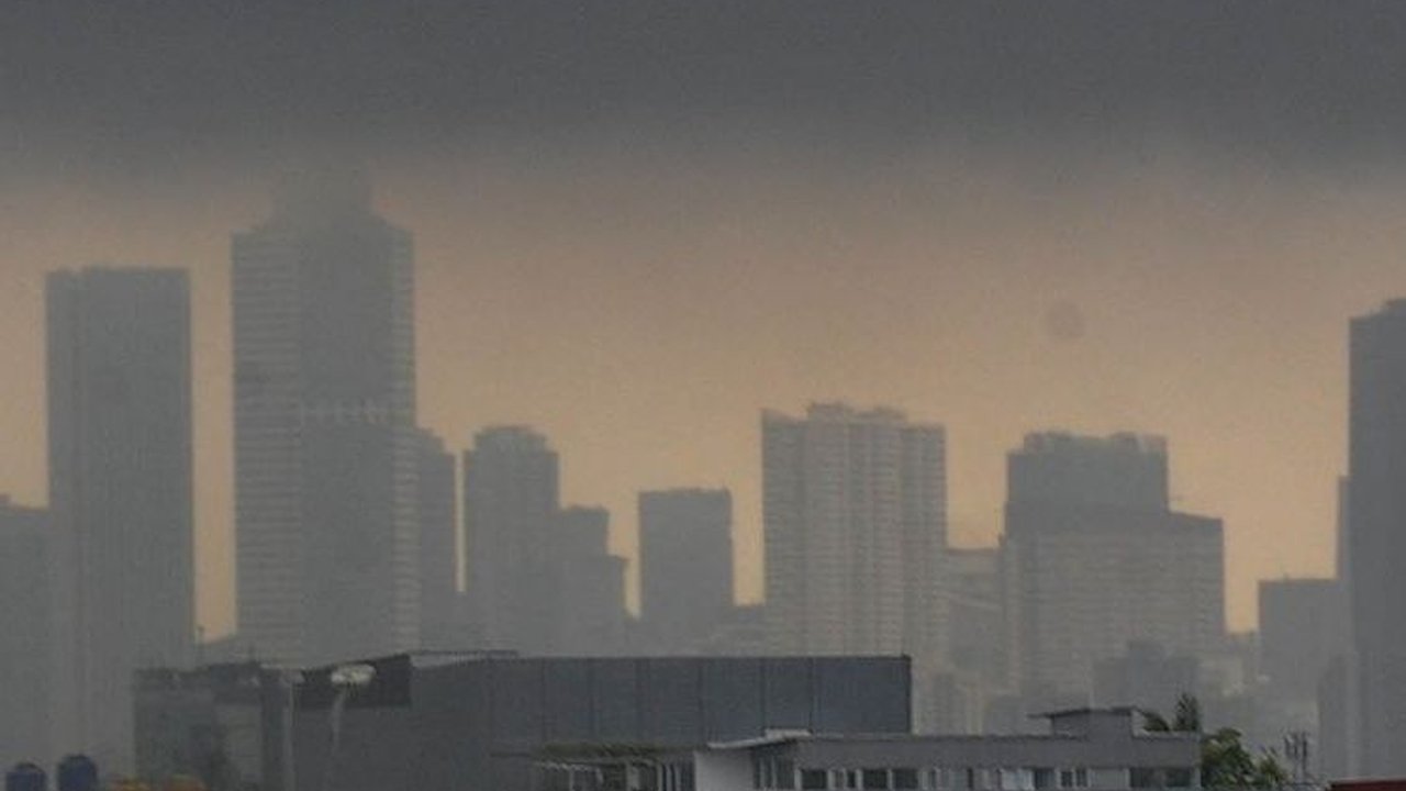 Kualitas Udara Jakarta Hari Ini Tak Sehat Bagi Kelompok Sensitif, Begini Kondisinya