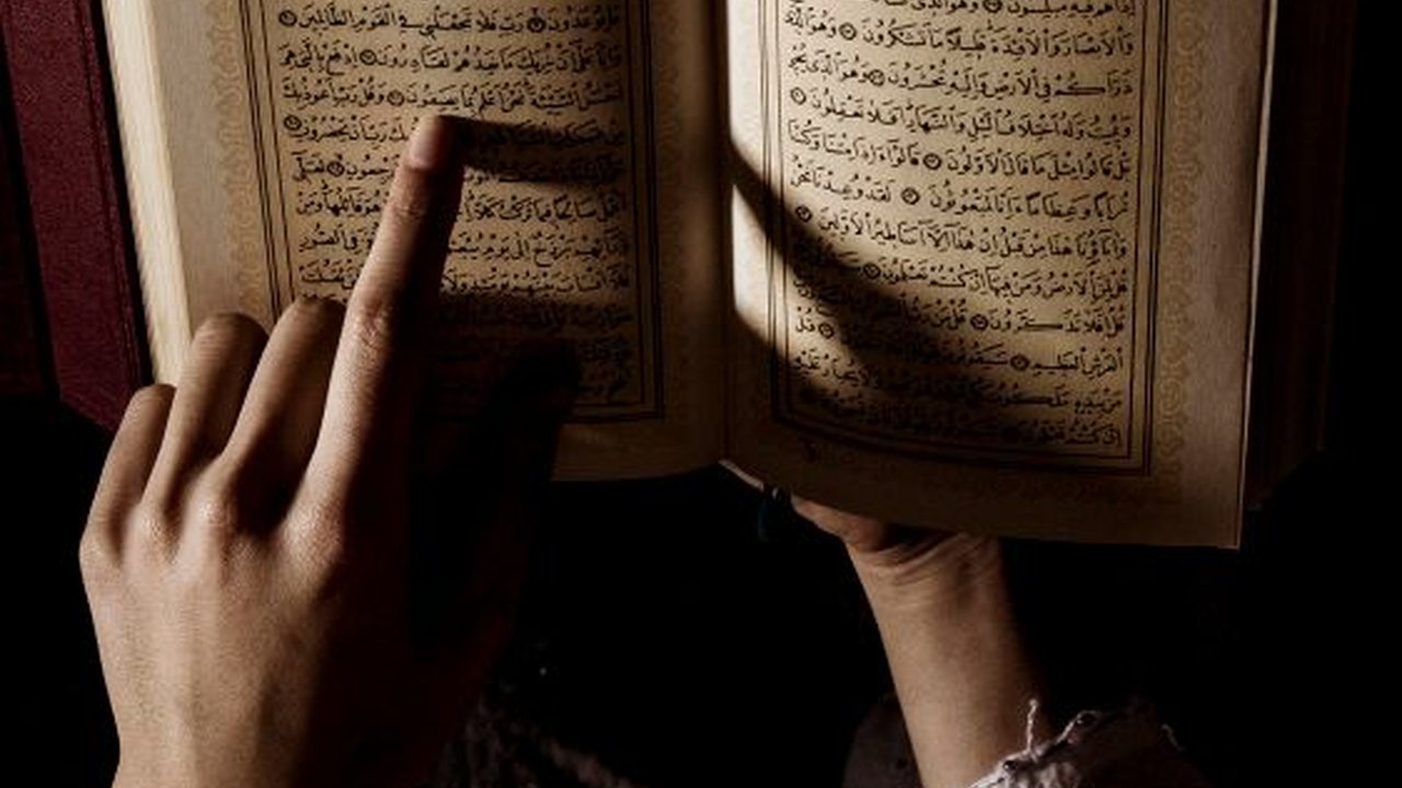 Doa Seribu Dinar Latin dan Artinya, Begini Cara Mengamalkannya