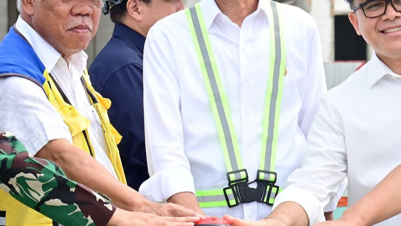VIDEO: Momen Tegas Jokowi Tunjuk-Tunjuk Pejabat Saat Bicara IKN