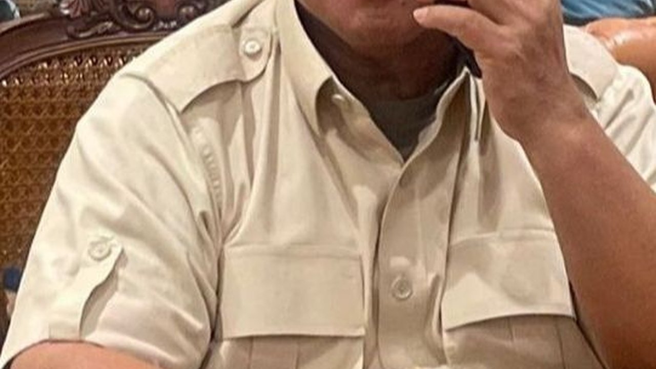 VIDEO: Capres Prabowo Pakai Bahasa Prancis Jawab Ucapan Selamat Presiden Macron