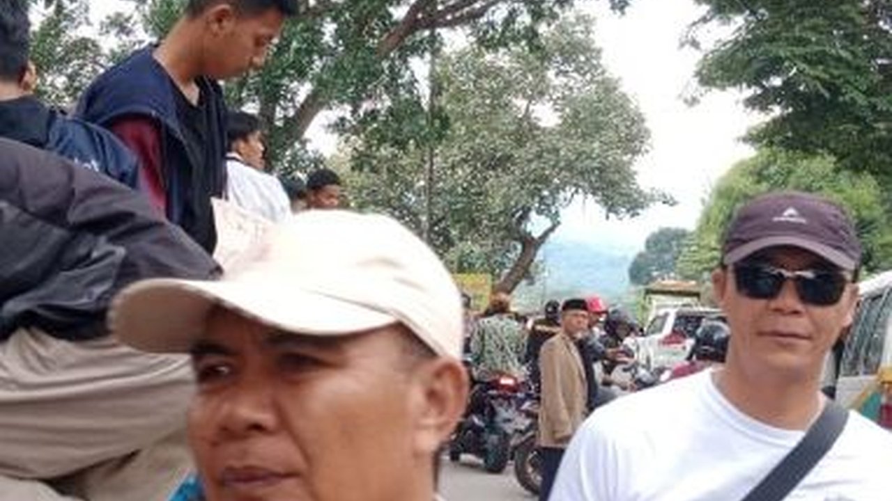 Marak Barang Haram, Warga Bersama Tokoh Agama Limbangan Gelar Aksi Tolak Peredaran Narkoba di Kota Santri