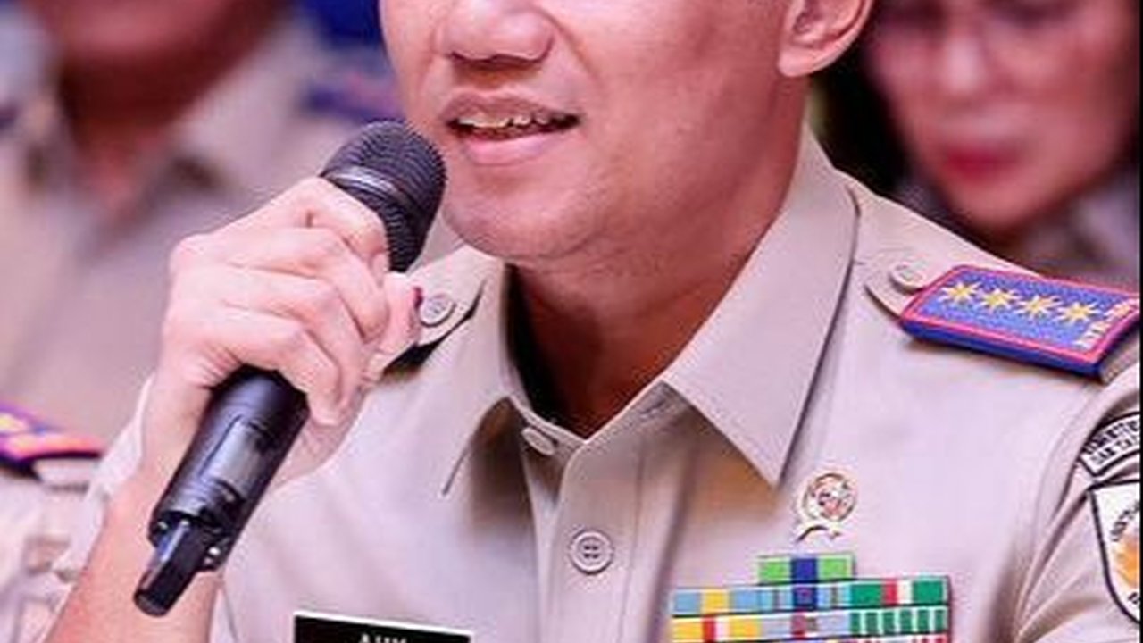 VIDEO: Celetukan Jahil Bahlil Hingga Berpose Paten Bareng Menteri AHY
