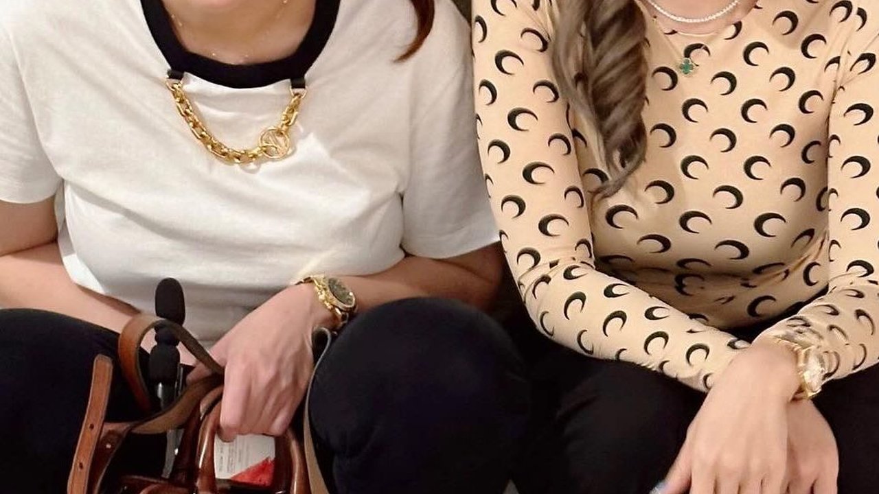 Sama-Sama Cantik, Intip Potret Maia Estianty Bareng Momo Geisha 'Suka Lupa Umur'