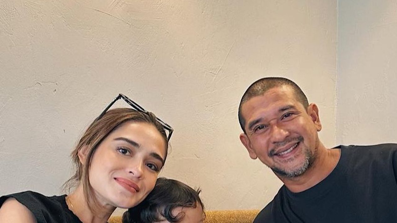 Jadi Ibu dari 3 Anak, ini Potret Cantik Yasmine Wildblood yang Kini Menginjak Usia 31 Tahun
