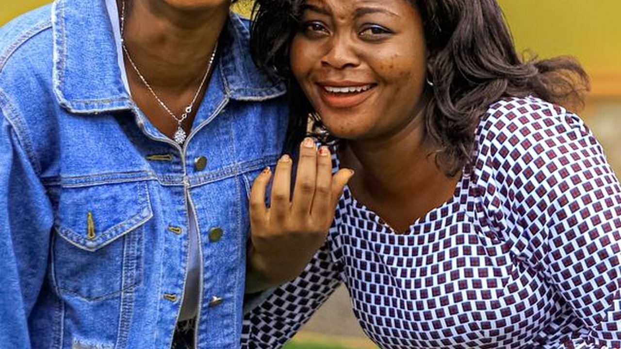 28 Pantun Lucu Perpisahan, Sedih tapi Menghibur