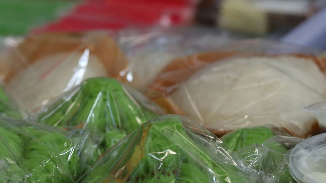 14 Resep Kue Takjil Lezat dan Simple, Bisa Jadi Ide Jualan