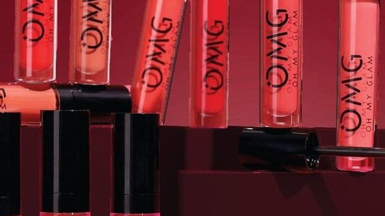 Rekomendasi Lipstik yang Tahan Lama, Awet dan Cocok Edisi Terbaru 2024