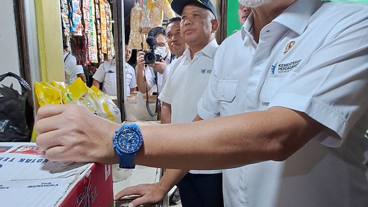 VIDEO: Mendag Blak-blakan Bagi-Bagi Beras Bansos Saat Pemilu: Kalau Ada Untung itu ...