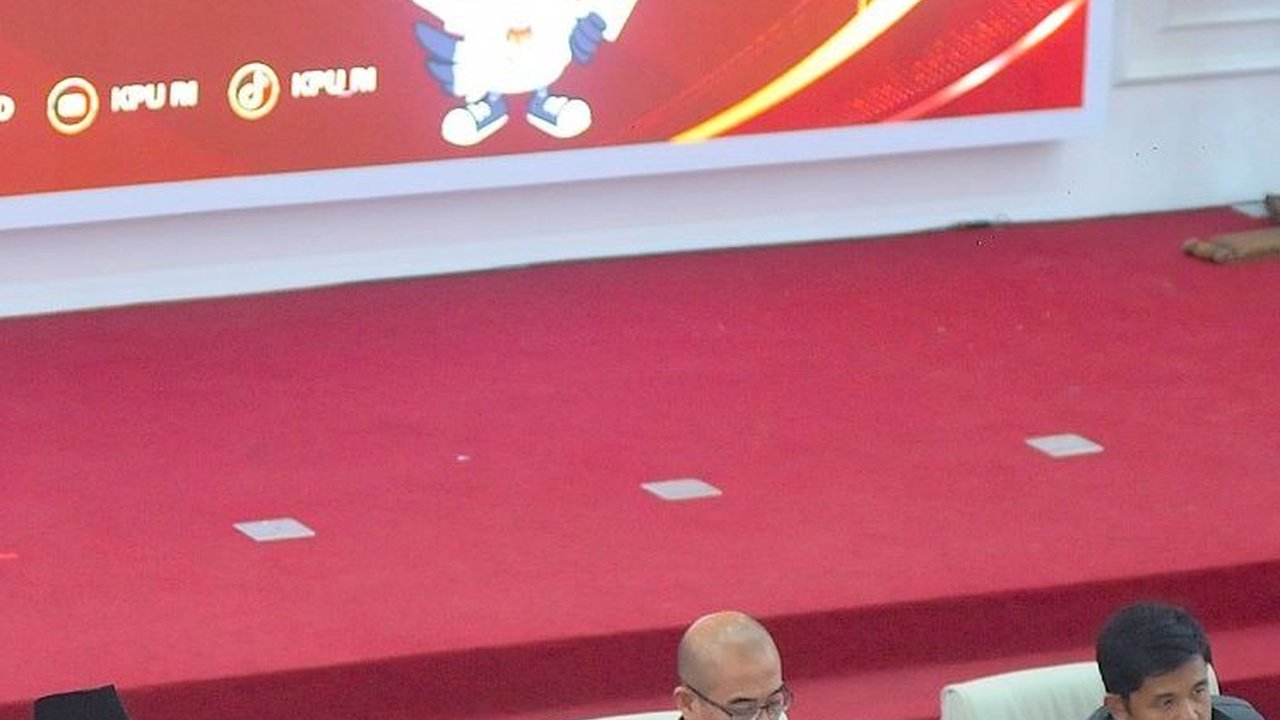 KPU Lanjutkan Rapat Pleno Hasil Rekapitulasi Suara Pemilu 2024 di 5 Provinsi