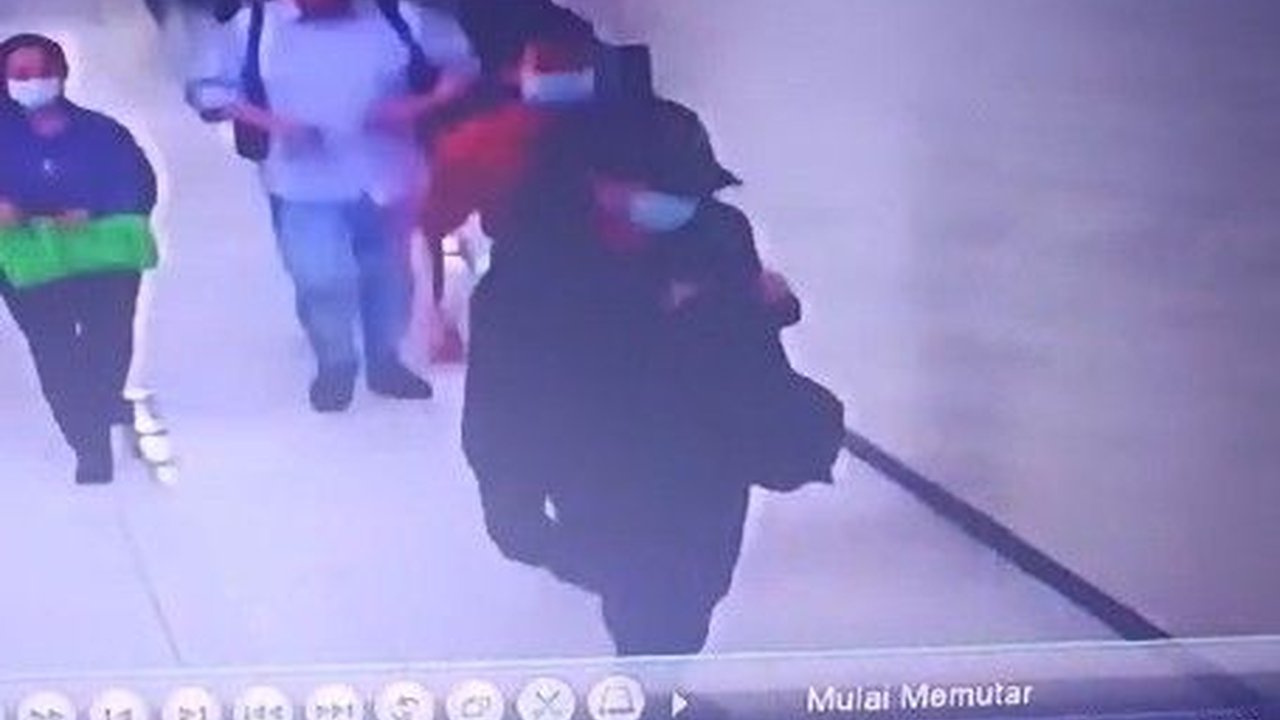 Polisi Cari Motif Satu Keluarga Bunuh Diri Lewat DNA Forensik dan Psikologi Forensik