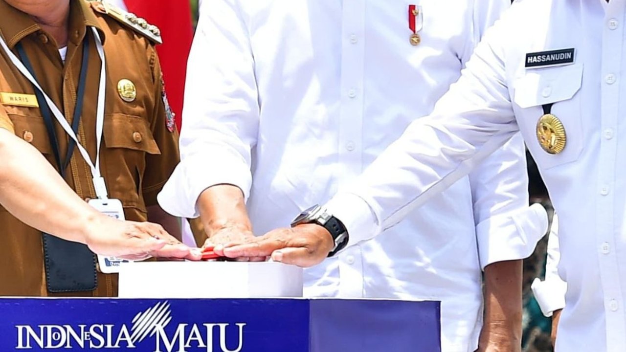 Jokowi Resmikan Pembangunan Jalan Daerah Senilai Rp868 Miliar di Sumatera Utara