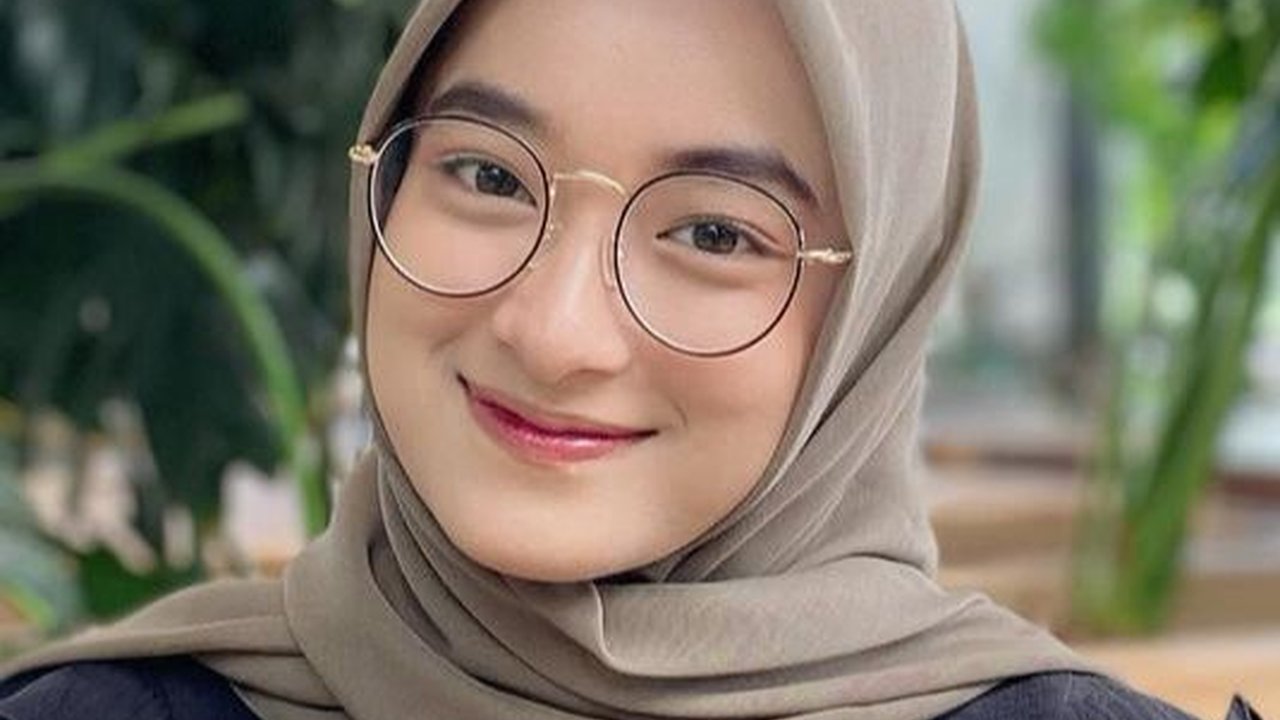 Model Kacamata yang Cocok dengan Wajah Bulat, Awas Jangan Salah Pilih