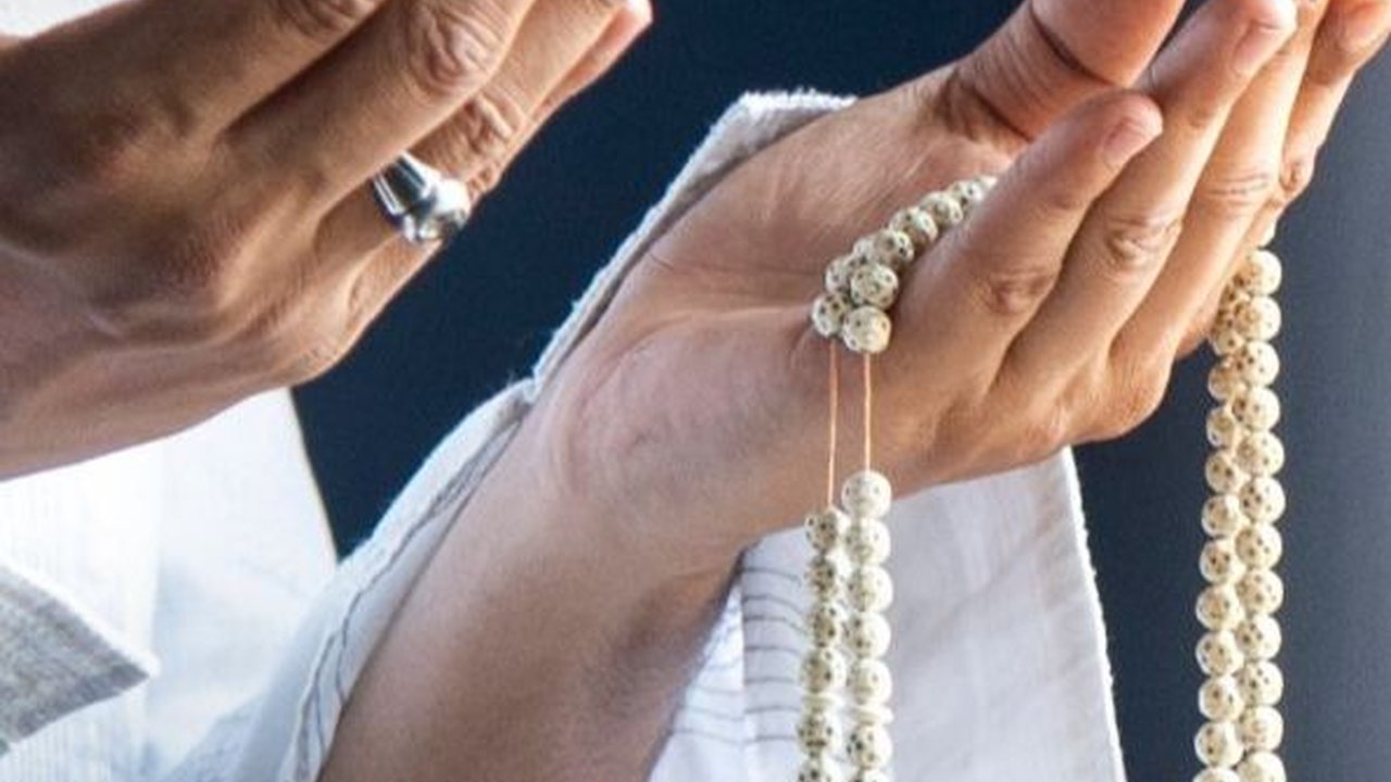 Doa Dzikir Setelah Sholat Sesuai Ajaran Rasulullah SAW