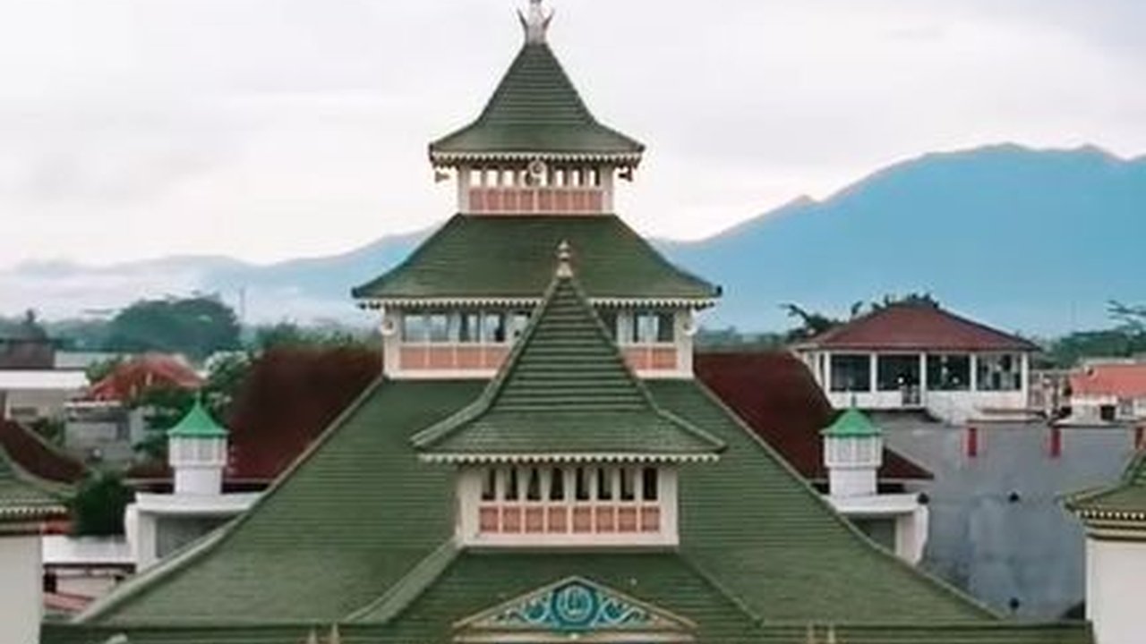 Melihat Jejak Kebudayaan Jawa di Masjid Agung Manonjaya Tasikmalaya, Ada Kubah yang Simbolkan Perdamaian